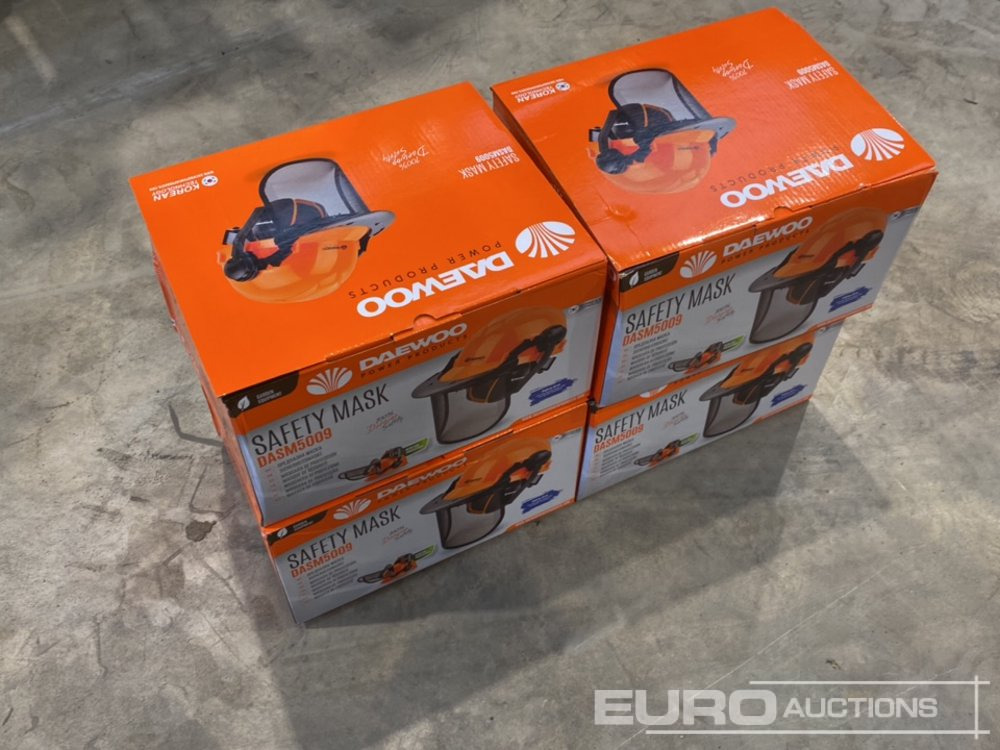 Unused Daewoo DASM5009 Safety Mask (4 of) - Опрема за работилница: слика 1 Unused Daewoo DASM5009 Safety Mask (4 of) - Опрема за работилница: слика 1