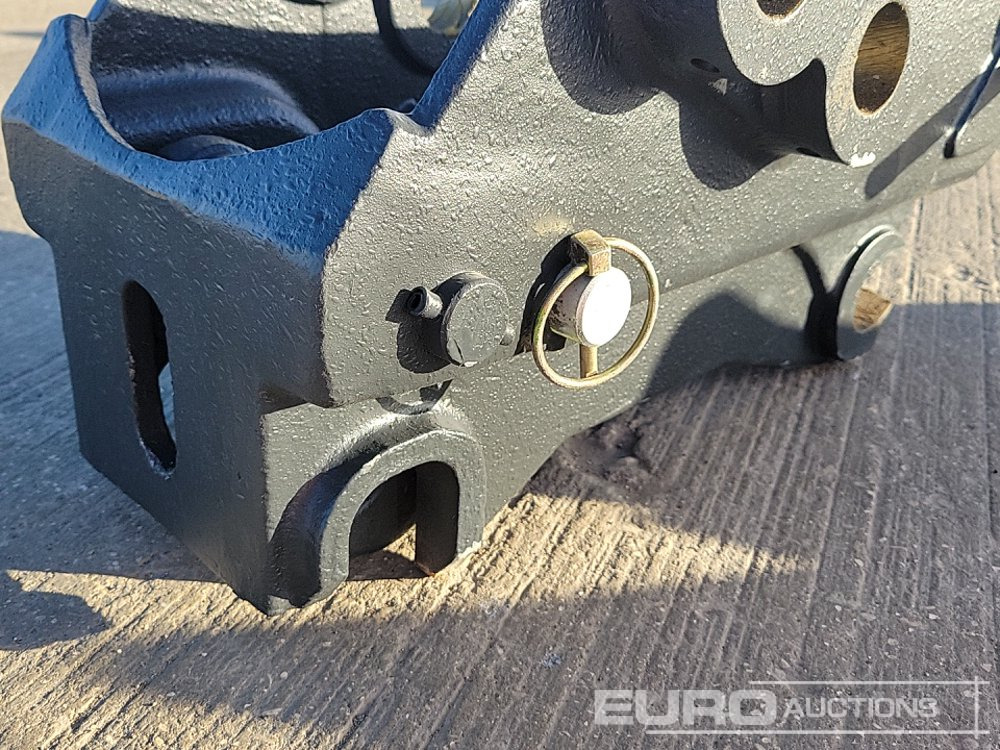 Брза спојка Unused Miller QH 45mm Pin to suit 4-6 Ton Excavator: слика 10 Брза спојка Unused Miller QH 45mm Pin to suit 4-6 Ton Excavator: слика 10