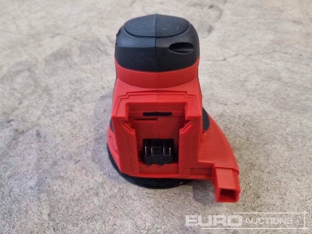 Unused Milwaukee M18 BOS125-0 18V 125mm Random Orbit Sander (Body Only) - Градежна опрема: слика 5 Unused Milwaukee M18 BOS125-0 18V 125mm Random Orbit Sander (Body Only) - Градежна опрема: слика 5