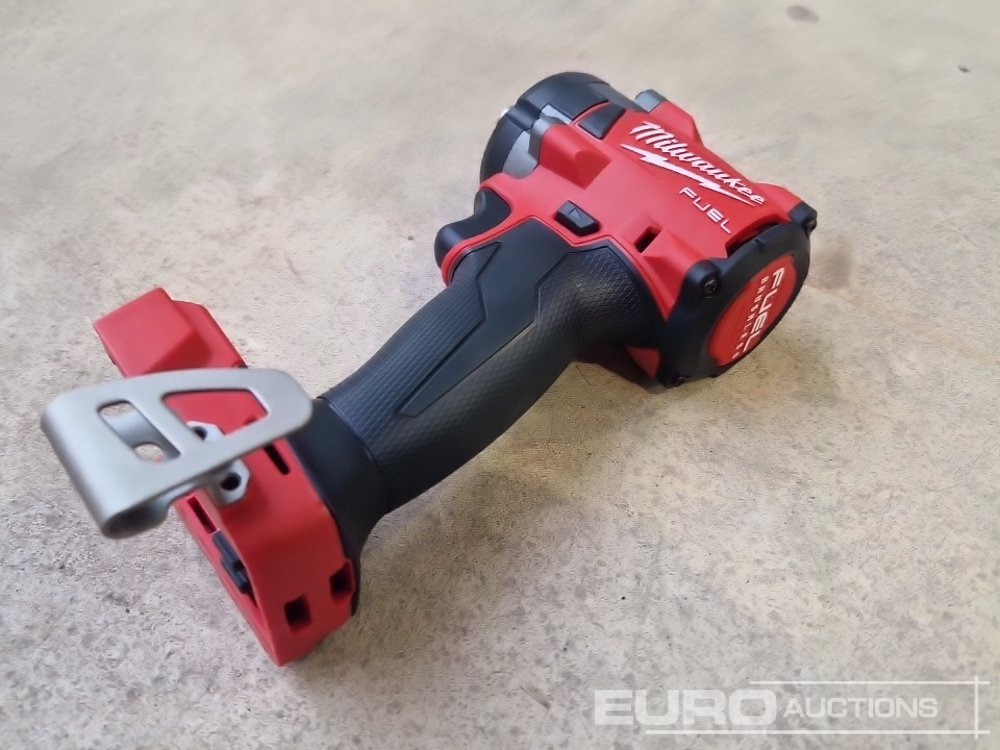 Unused Milwaukee M18 FIW2F12-0 18V FUEL Brushless Compact 1/2" Impact Wrench (Body Only) - Градежна опрема: слика 5 Unused Milwaukee M18 FIW2F12-0 18V FUEL Brushless Compact 1/2" Impact Wrench (Body Only) - Градежна опрема: слика 5