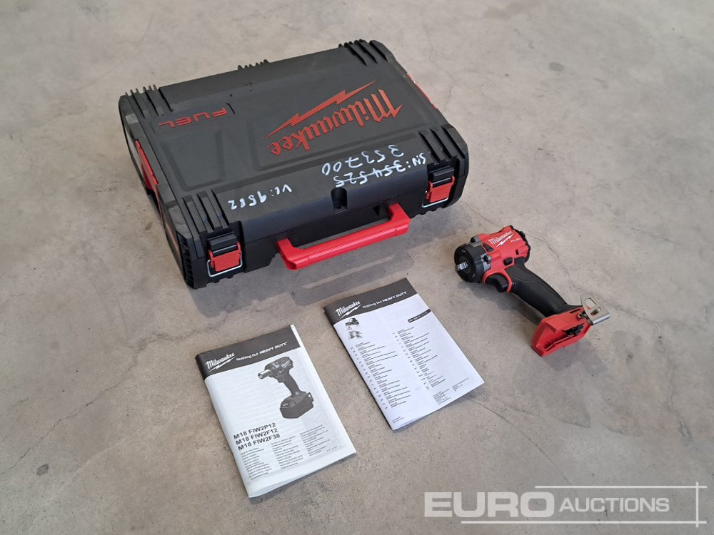 Unused Milwaukee M18 FIW2F38 18V Fuel Brushless 3/8'' Impact Wrench -(Body and Case Only) - Градежна опрема: слика 1 Unused Milwaukee M18 FIW2F38 18V Fuel Brushless 3/8'' Impact Wrench -(Body and Case Only) - Градежна опрема: слика 1