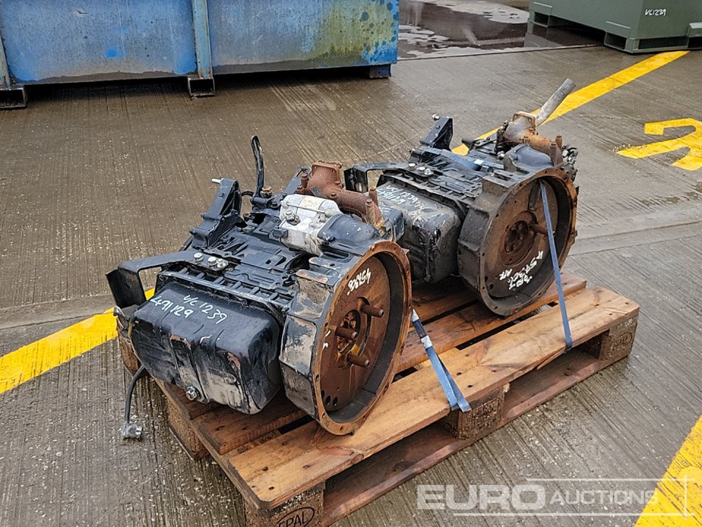 Yanmar 3 Cylinder Engine (2 of) - Мотор: слика 5 Yanmar 3 Cylinder Engine (2 of) - Мотор: слика 5