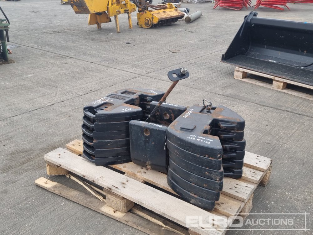 Case Front Weights (12 of) & Hitch to suit Tractor - Земјоделска машина: слика 5 Case Front Weights (12 of) & Hitch to suit Tractor - Земјоделска машина: слика 5