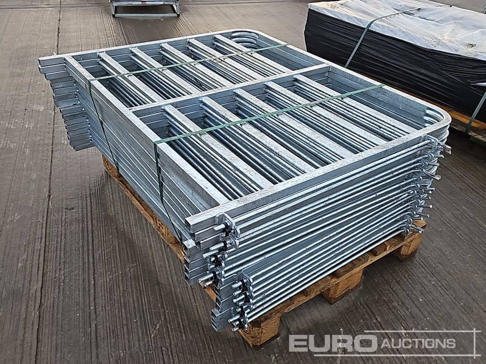 Unused 4' Galvanised Sheep Hurdle (16 of) - Земјоделска машина: слика 5 Unused 4' Galvanised Sheep Hurdle (16 of) - Земјоделска машина: слика 5