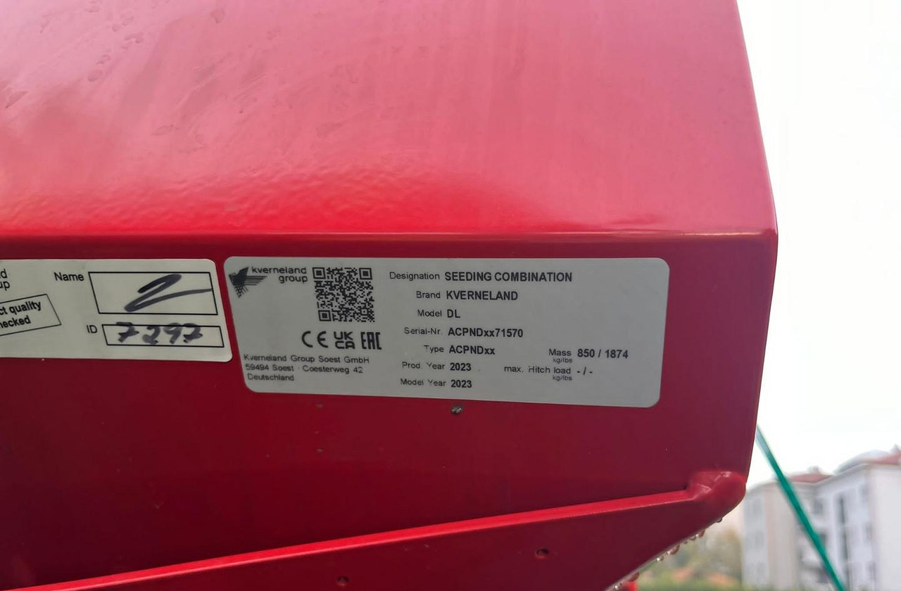 Kverneland Seminatrice nuova DL4 m-32 CX - Семенска дупчалка: слика 3 Kverneland Seminatrice nuova DL4 m-32 CX - Семенска дупчалка: слика 3