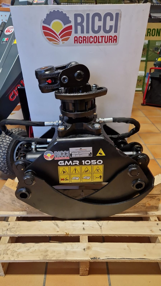 Pinza forestale Agriforest GMR1050 - Фаќалка: слика 1 Pinza forestale Agriforest GMR1050 - Фаќалка: слика 1