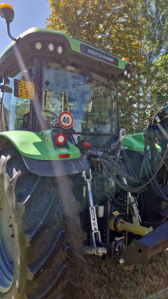 Trattore usato Deutz-Fahr 6125 C TTV - Трактор: слика 4 Trattore usato Deutz-Fahr 6125 C TTV - Трактор: слика 4