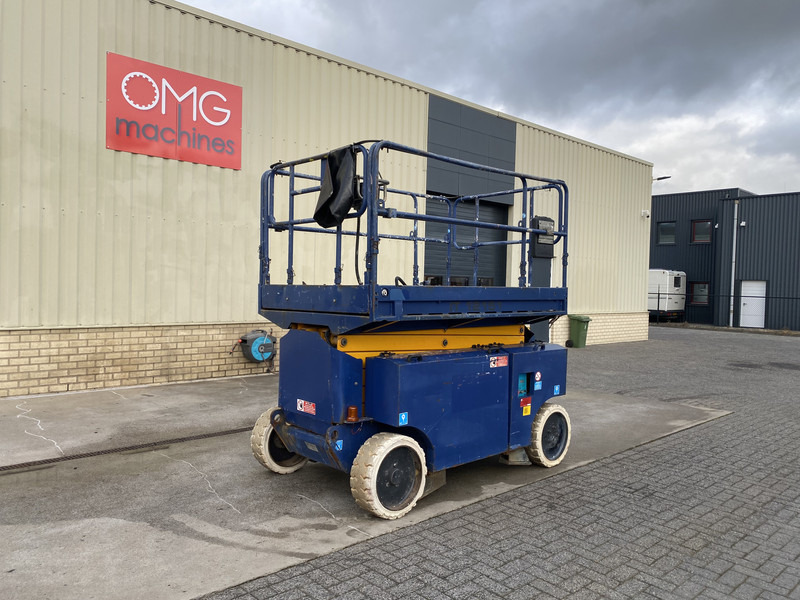 Iteco IT12151, Schaar hoogwerker, 14 meter - Кревач ножица: слика 2 Iteco IT12151, Schaar hoogwerker, 14 meter - Кревач ножица: слика 2