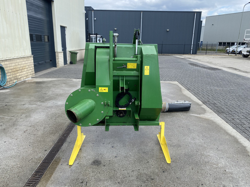 John Deere MCS 580 H, Hoogkieper, Opvangbak + afzuiging - Косилка: слика 2 John Deere MCS 580 H, Hoogkieper, Opvangbak + afzuiging - Косилка: слика 2