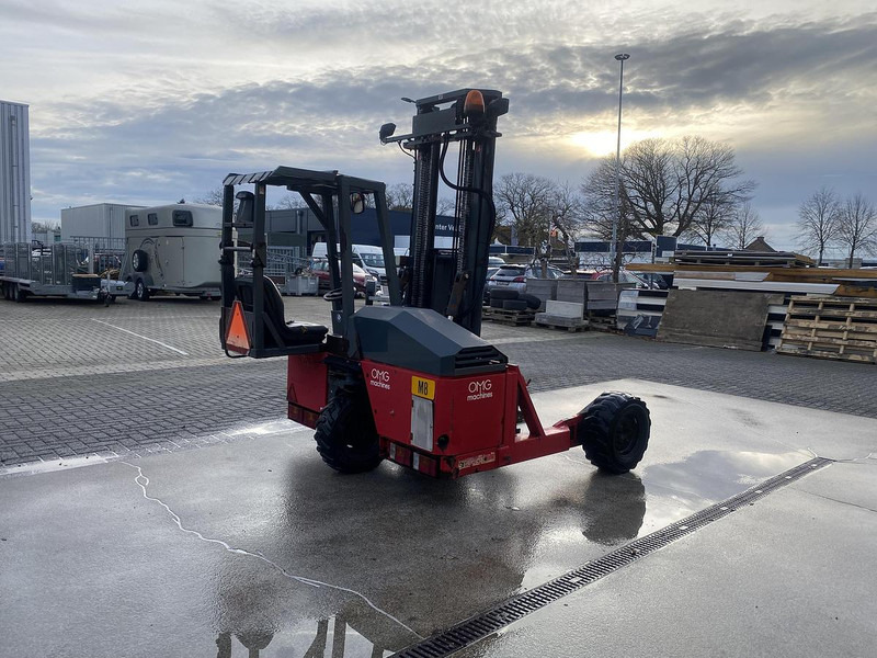 Moffett M4 25.3 / Kooiaap - Мобилен вилушкар: слика 5 Moffett M4 25.3 / Kooiaap - Мобилен вилушкар: слика 5