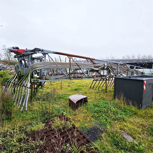 AP 24 meter - Опрема за наѓубрување: слика 2 AP 24 meter - Опрема за наѓубрување: слика 2