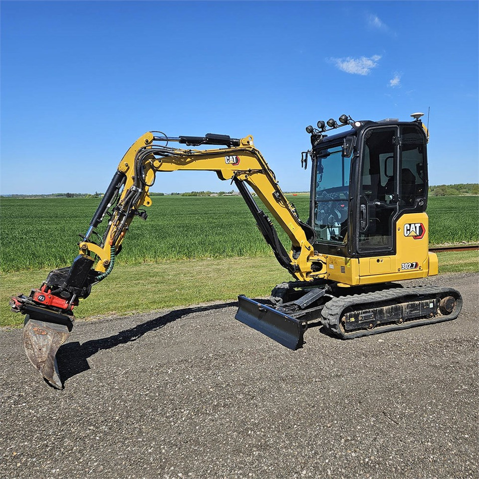 Caterpillar 302.7 CR - Мини багер: слика 2 Caterpillar 302.7 CR - Мини багер: слика 2