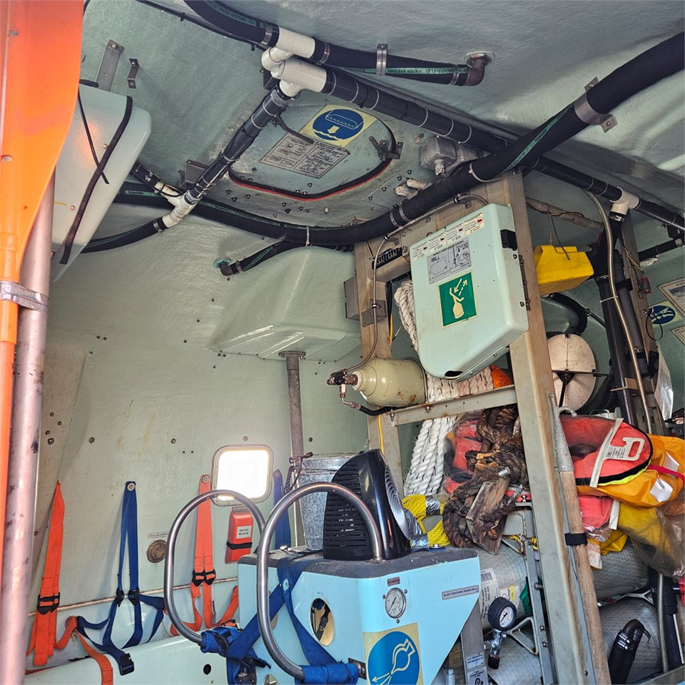 Друга машина Survival systems international Survival Capsule 50 persons: слика 12 Друга машина Survival systems international Survival Capsule 50 persons: слика 12