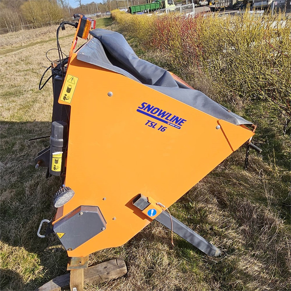 Epoke SNOWLINE TSL 16 - Распрскувач на песок/ Сол: слика 5 Epoke SNOWLINE TSL 16 - Распрскувач на песок/ Сол: слика 5