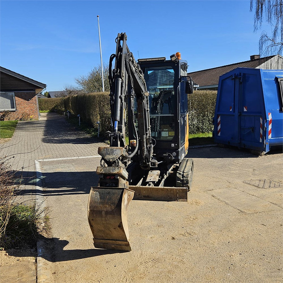 Eurocomach 22 SR - Мини багер: слика 4 Eurocomach 22 SR - Мини багер: слика 4
