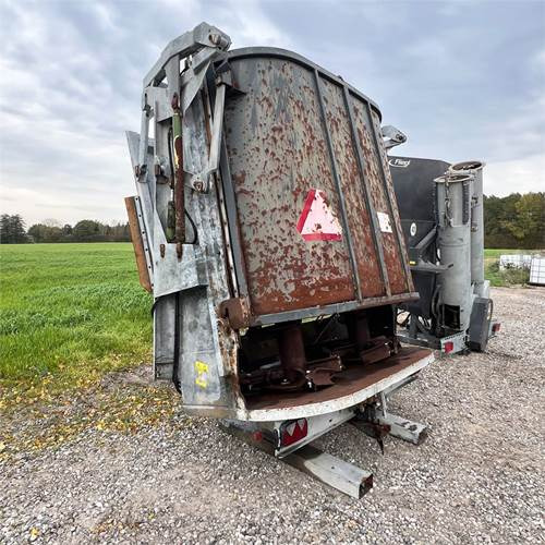 Опрема за добиток Fliegl ULS 400/500: слика 14