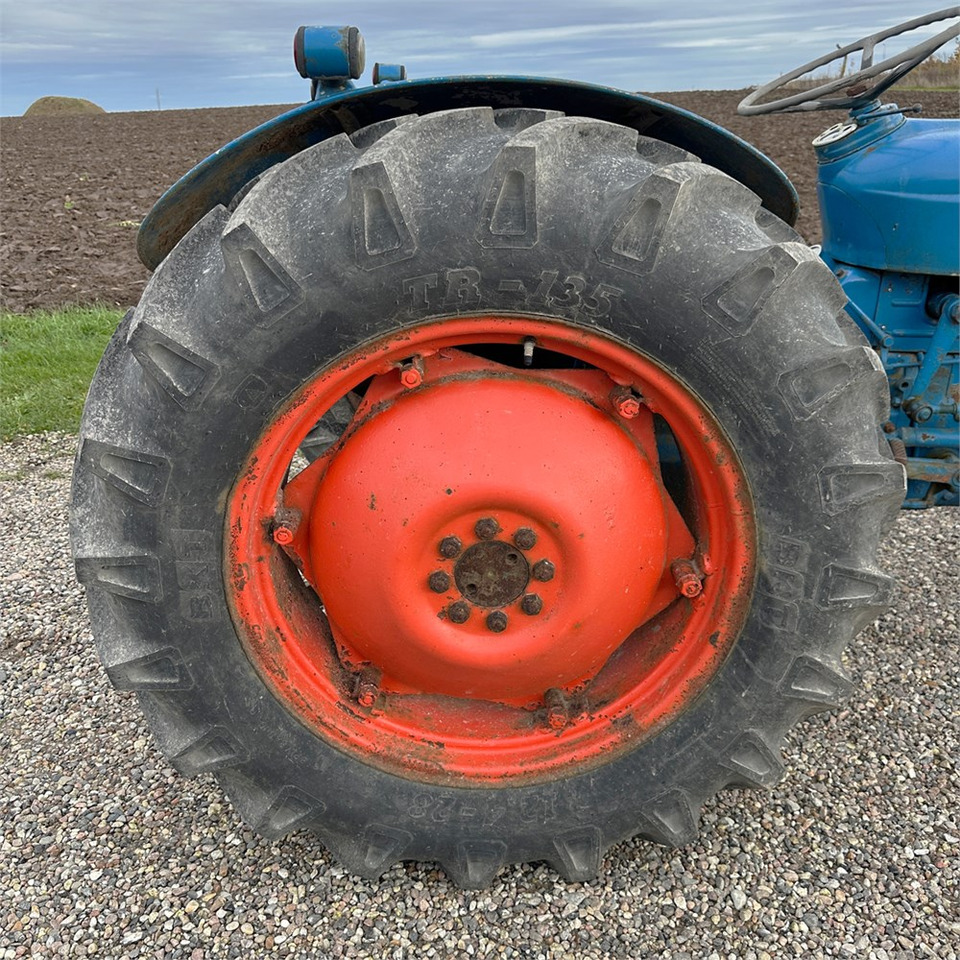 Трактор Ford Dexta T3: слика 36