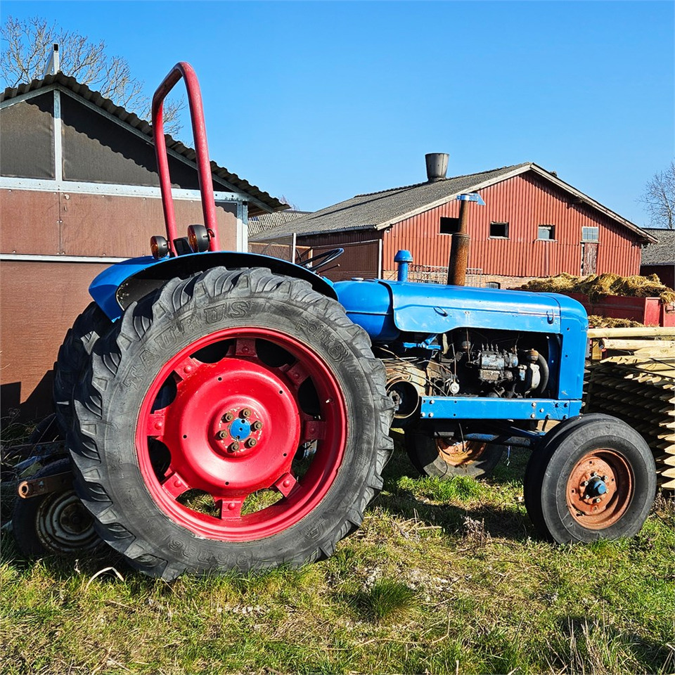 Ford T2 - Трактор: слика 4 Ford T2 - Трактор: слика 4