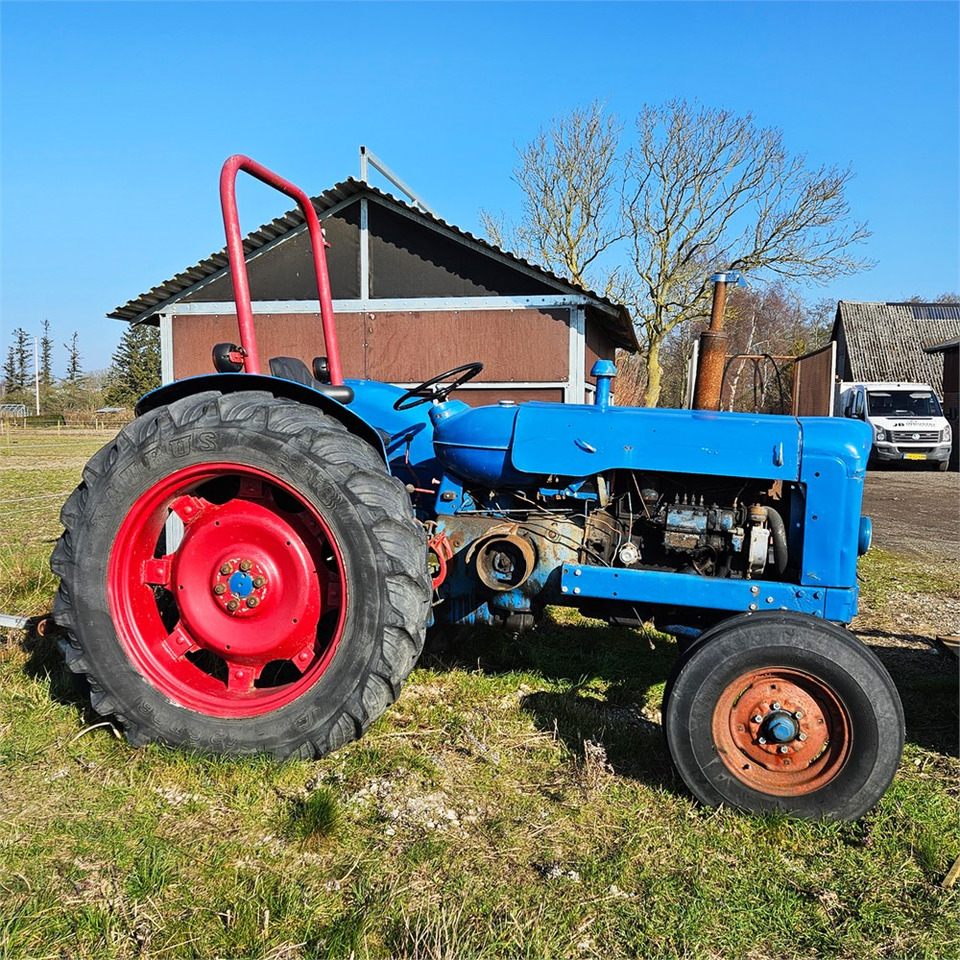 Ford T2 - Трактор: слика 2 Ford T2 - Трактор: слика 2
