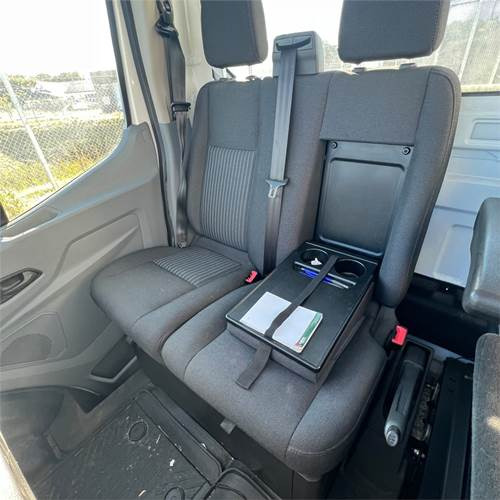 Камион со платформа Ford Transit 2.0 Tdci: слика 14