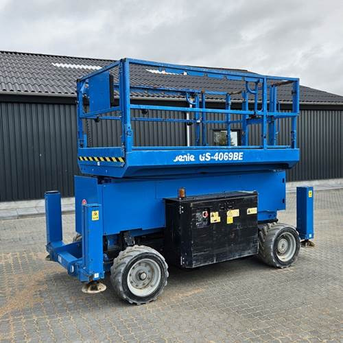 Genie GS-4069 BE - Кревач ножица: слика 1 Genie GS-4069 BE - Кревач ножица: слика 1