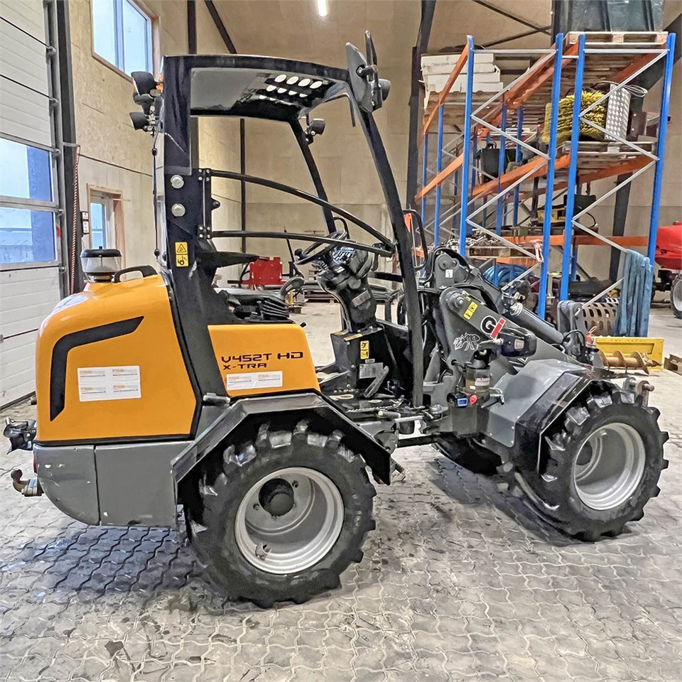 Giant V452T X-Tra HD - Натоварувач на тркала: слика 5 Giant V452T X-Tra HD - Натоварувач на тркала: слика 5