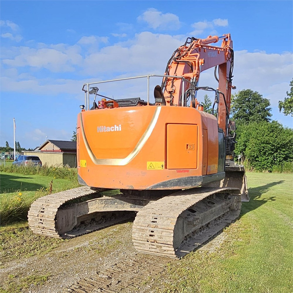 Hitachi ZX 225 - Багер гасеничар: слика 4 Hitachi ZX 225 - Багер гасеничар: слика 4