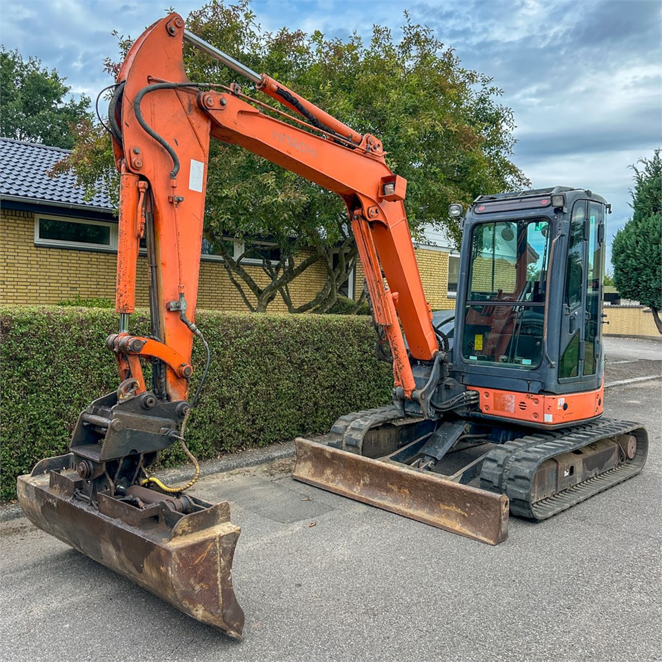 Hitachi ZX50 U-2 - Мини багер: слика 3 Hitachi ZX50 U-2 - Мини багер: слика 3