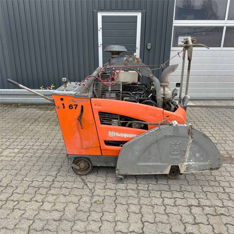 Husqvarna FS7000 D - Машина за бетон: слика 2 Husqvarna FS7000 D - Машина за бетон: слика 2