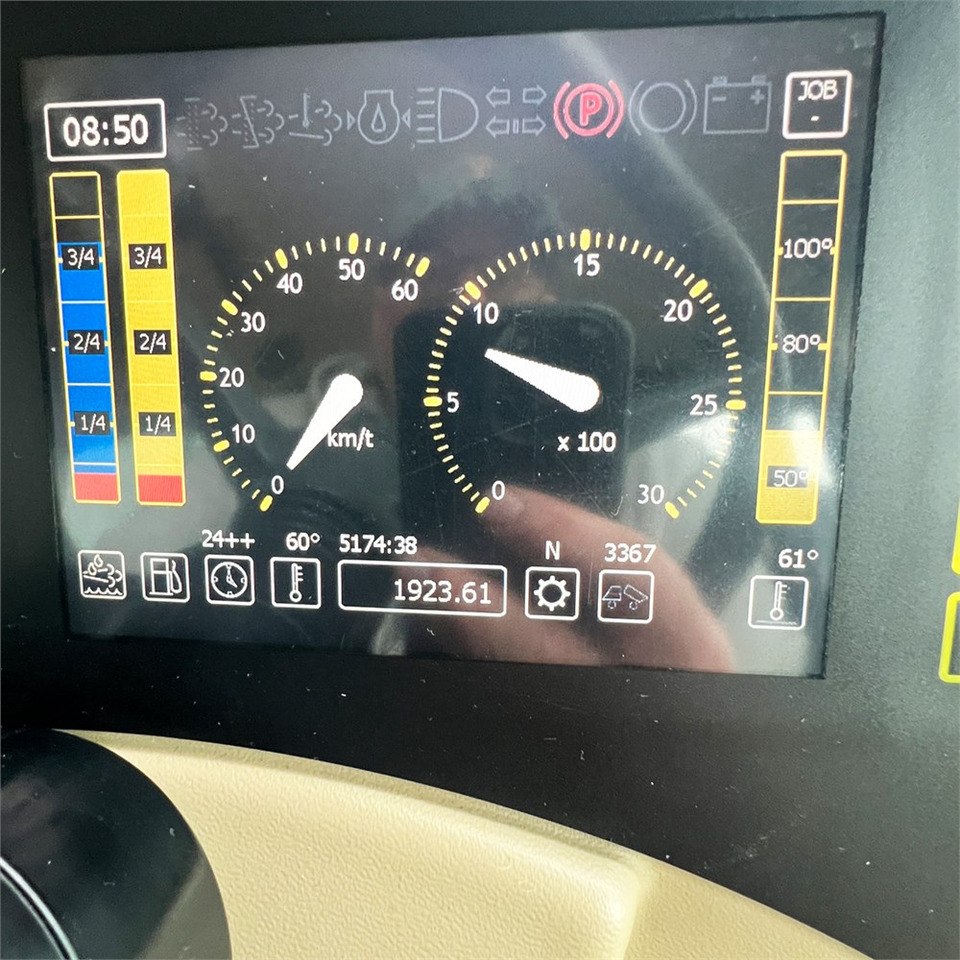 Зглобен истоварувач Hydrema 912 FS: слика 28