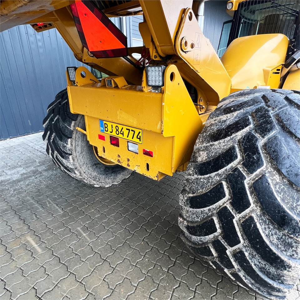 Зглобен истоварувач Hydrema 912 FS: слика 21