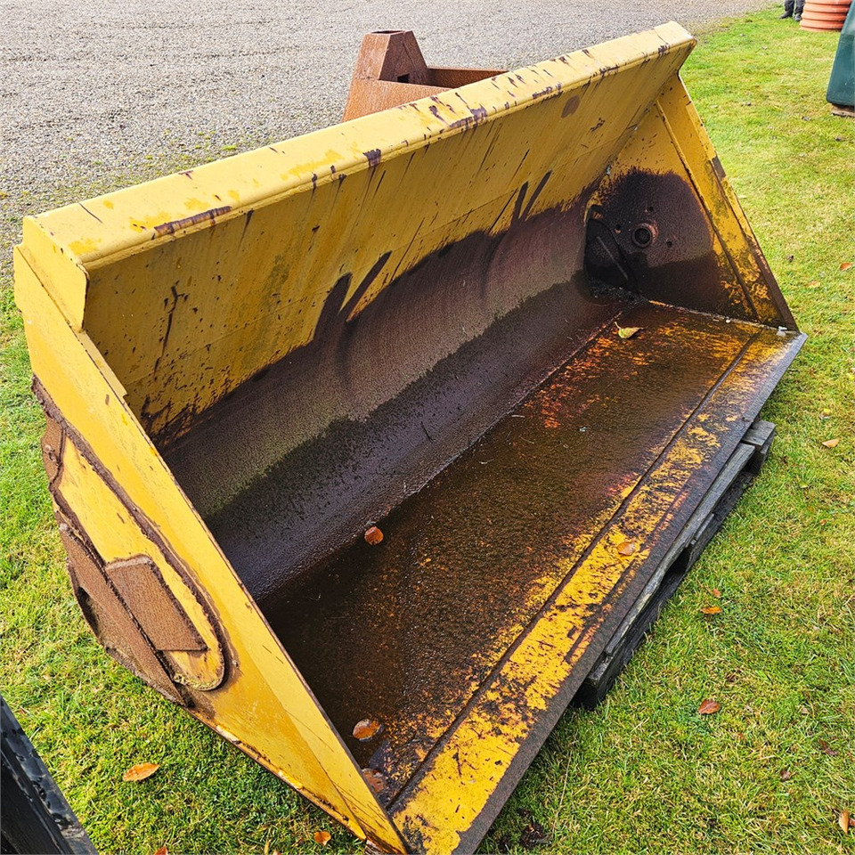 Hydrema L9H - Трактор: слика 2 Hydrema L9H - Трактор: слика 2