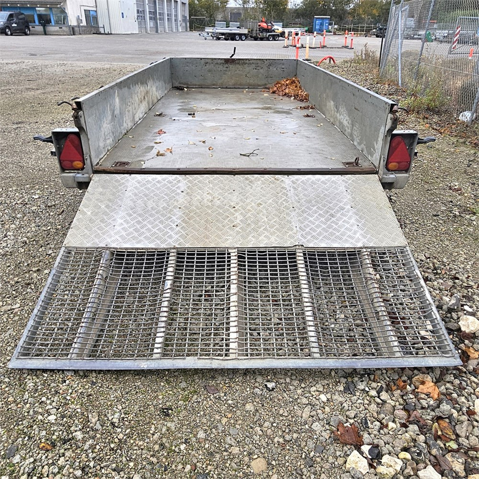 Ifor Williams GP126H - Автомобил приколка: слика 3 Ifor Williams GP126H - Автомобил приколка: слика 3