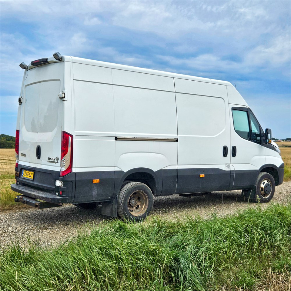 Iveco DAILY - Товарно комбе: слика 4 Iveco DAILY - Товарно комбе: слика 4