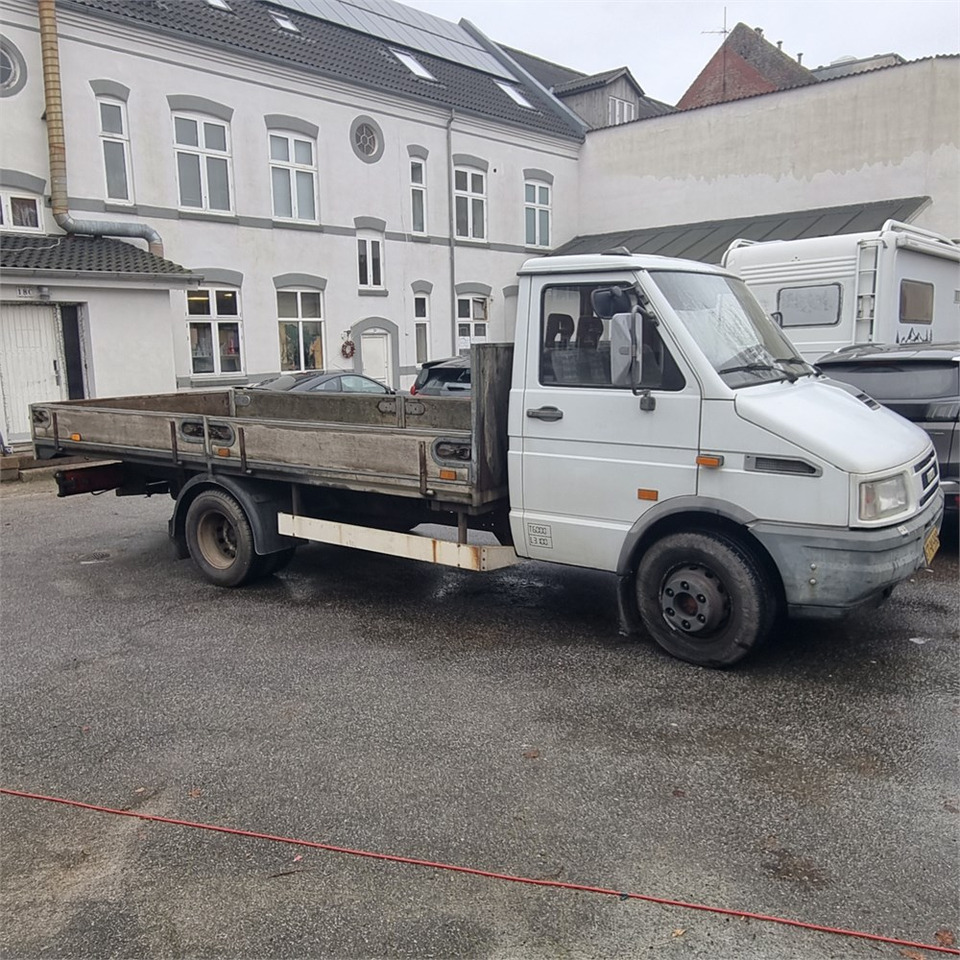 Iveco Daily 50C13, 2,8 TD - Камион со платформа: слика 1 Iveco Daily 50C13, 2,8 TD - Камион со платформа: слика 1