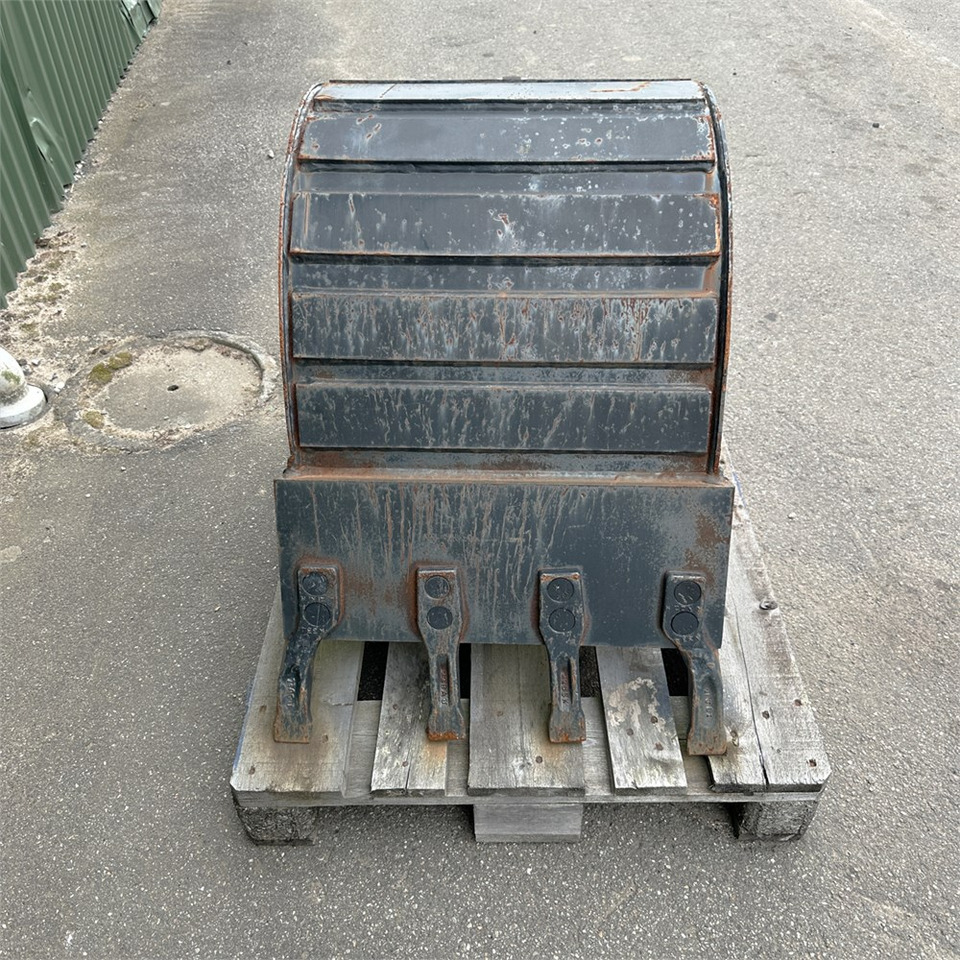JCB Quick coupler - Корпа за багер за Градежна машина: слика 2 JCB Quick coupler - Корпа за багер за Градежна машина: слика 2