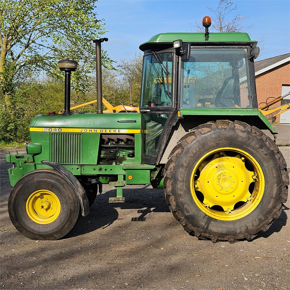 John Deere 2040 - Трактор: слика 3 John Deere 2040 - Трактор: слика 3