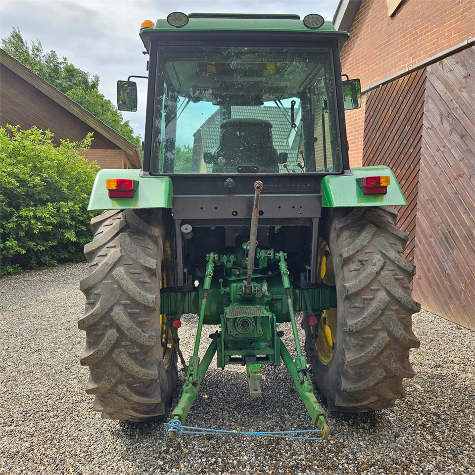 John Deere 3040 - Трактор: слика 4 John Deere 3040 - Трактор: слика 4