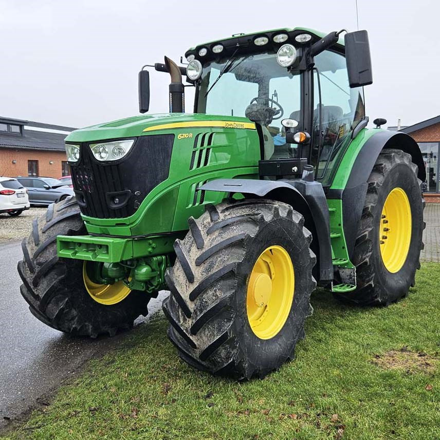John Deere 6210 R - Трактор: слика 3 John Deere 6210 R - Трактор: слика 3