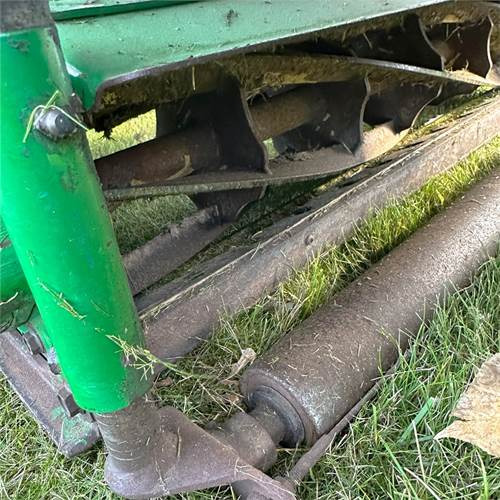 Градинарска косилка John Deere Roberline 900: слика 19 Градинарска косилка John Deere Roberline 900: слика 19