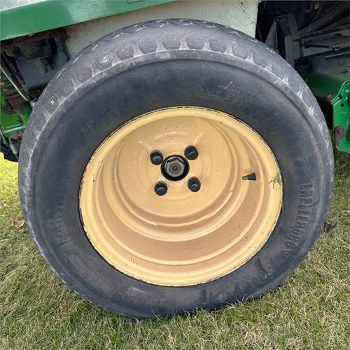 Градинарска косилка John Deere Roberline 900: слика 29 Градинарска косилка John Deere Roberline 900: слика 29