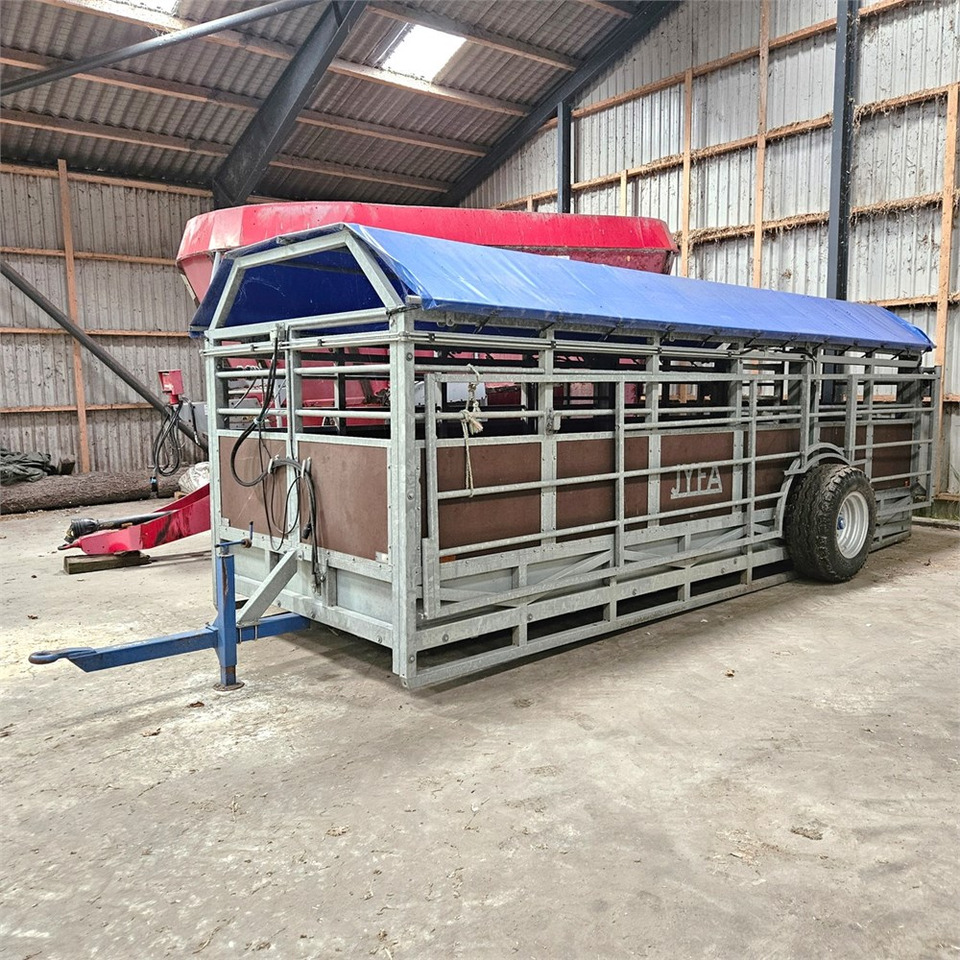 Jyfa 6 m - Приколка за добиток: слика 1 Jyfa 6 m - Приколка за добиток: слика 1