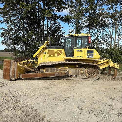 Komatsu D65 PXI-18 - Булдожер: слика 3 Komatsu D65 PXI-18 - Булдожер: слика 3