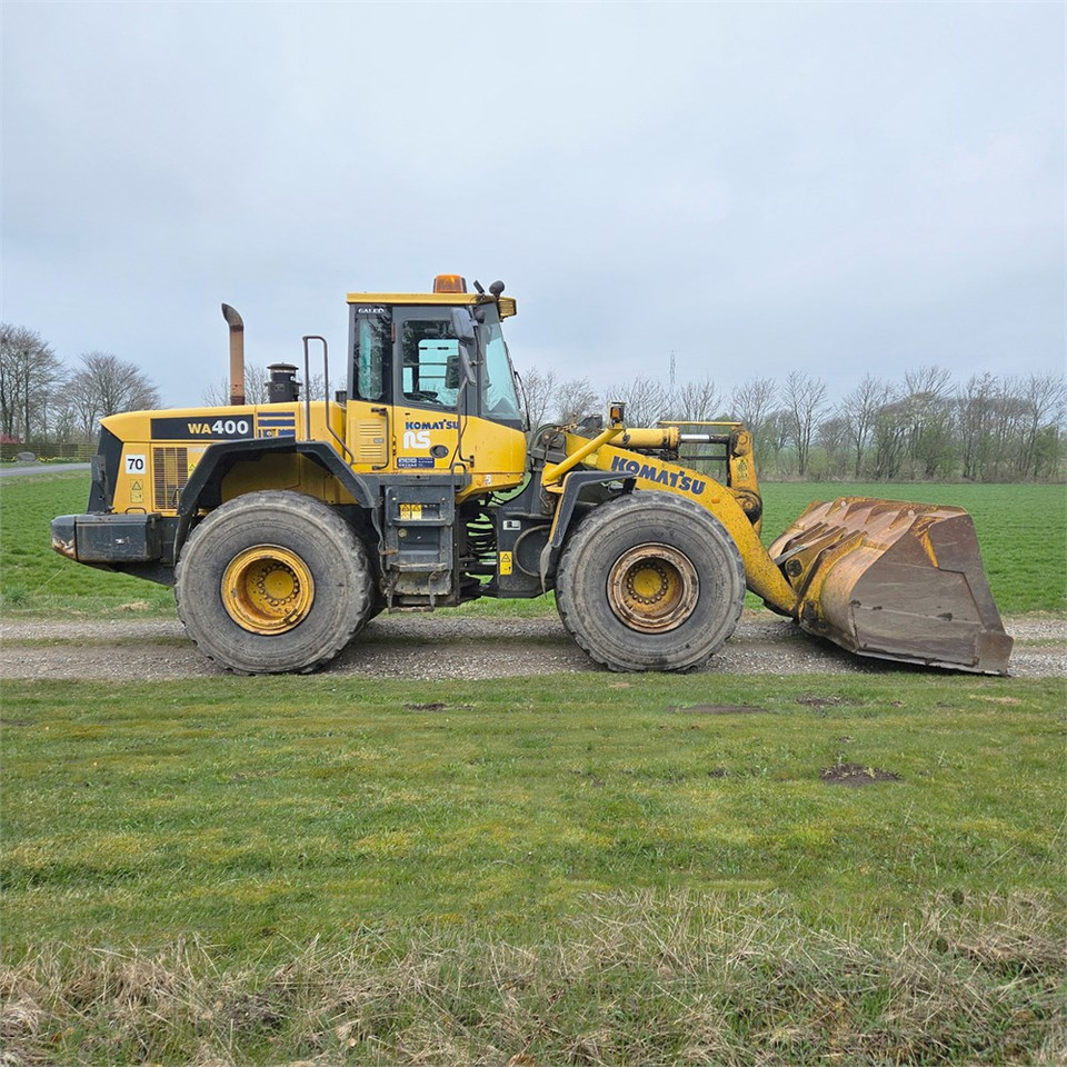 Komatsu WA400 - 5 H - Натоварувач на тркала: слика 1 Komatsu WA400 - 5 H - Натоварувач на тркала: слика 1