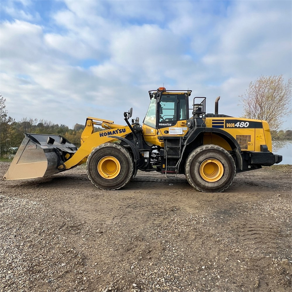 Komatsu WA480-8 - Натоварувач на тркала: слика 1 Komatsu WA480-8 - Натоварувач на тркала: слика 1