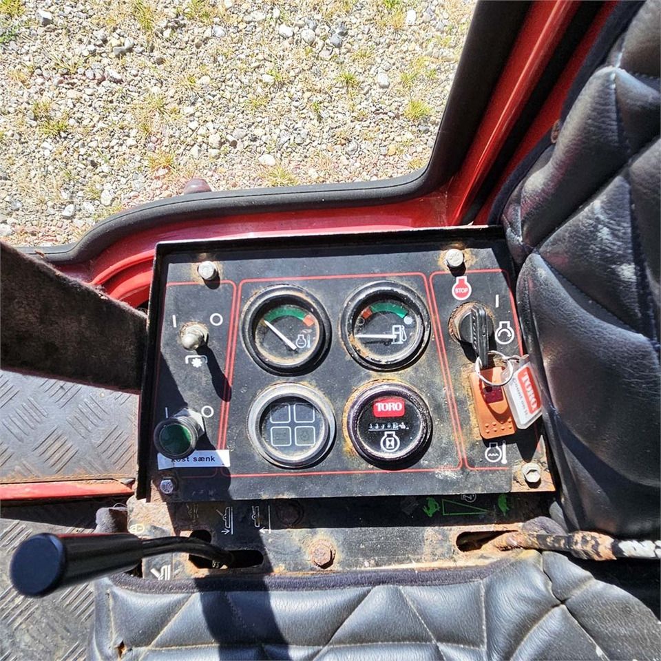 Комунално/ Специјално возило Toro Groundsmaster 228 D: слика 10