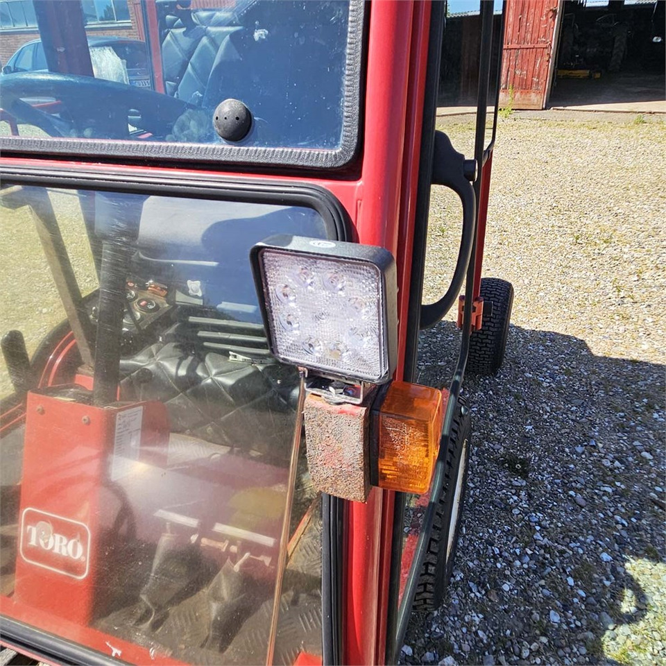 Комунално/ Специјално возило Toro Groundsmaster 228 D: слика 17