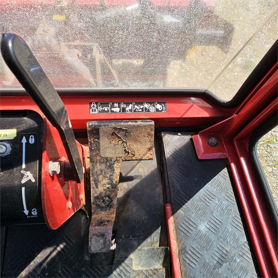 Комунално/ Специјално возило Toro Groundsmaster 228 D: слика 13
