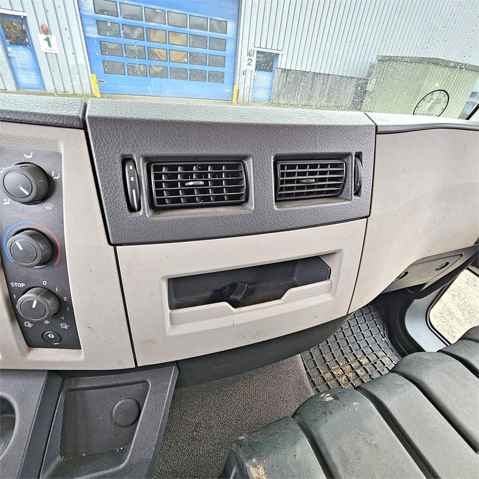 Комунално/ Специјално возило Volvo FL 280: слика 35