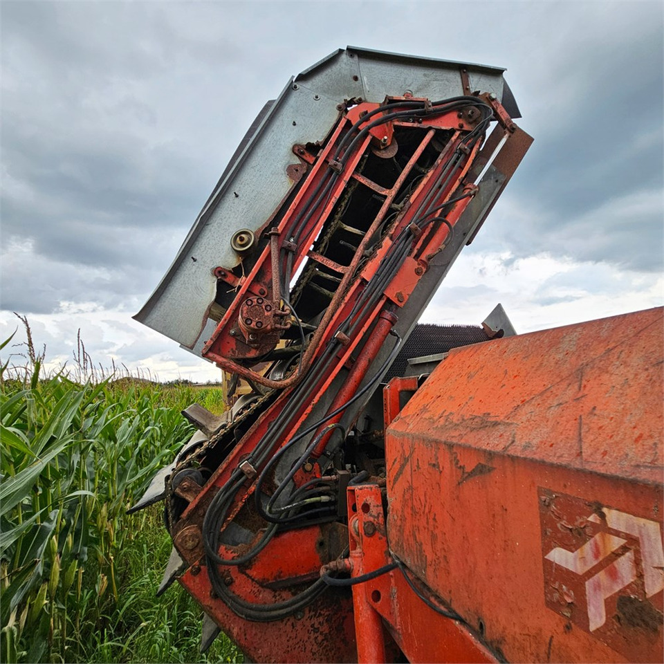 Kverneland UN 2200 - Комбајн за компир: слика 5 Kverneland UN 2200 - Комбајн за компир: слика 5